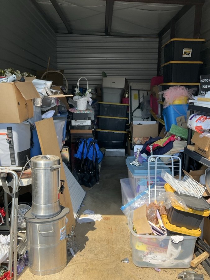 10 x 20 storage unit in Huntsville, AL
