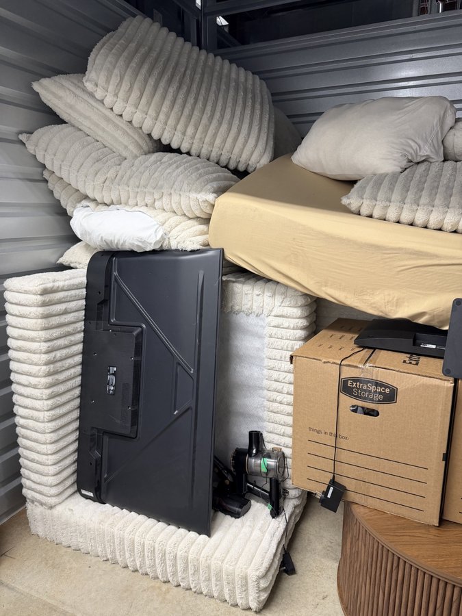 10 x 8 storage unit in Nashville, TN