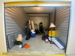 10 x 15 storage unit in College Park, GA