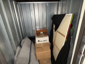 5 x 5 storage unit in Los Angeles, CA