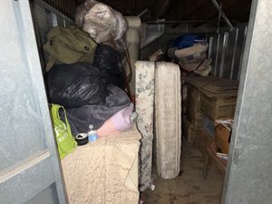 7 x 10 storage unit in Los Angeles, CA
