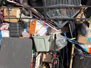 10 x 10 storage unit in Warren, MI