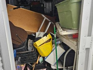 8 x 10 storage unit in Phoenix, AZ