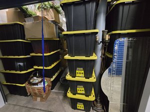 10 x 35 storage unit in Jacksonville, FL