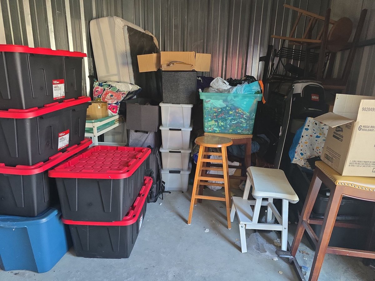10 x 10 storage unit in Cincinnati, OH