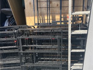 10 x 18 storage unit in Richmond, CA