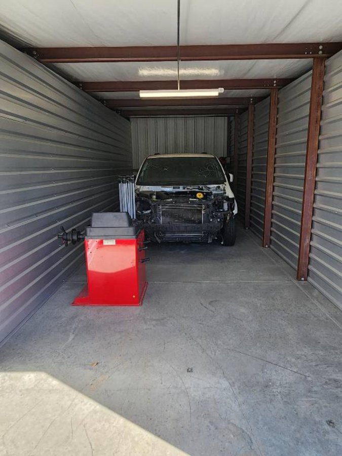 10 x 30 storage unit in Osceola, IN