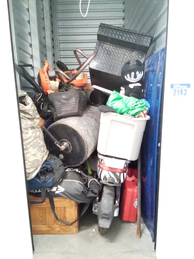 5 x 10 storage unit in Rancho Cucamonga, CA