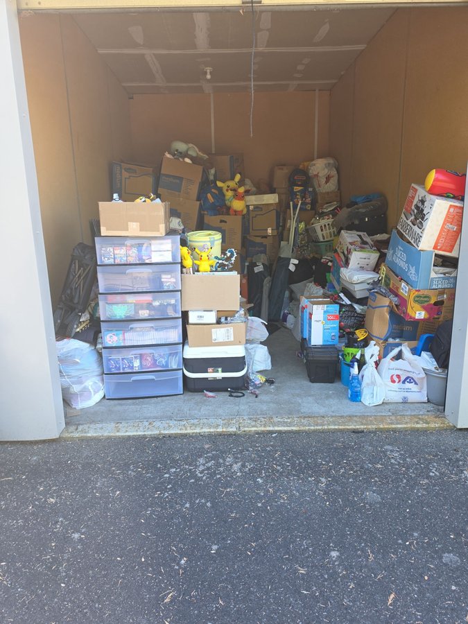 10 x 15 storage unit in Forest Grove, OR