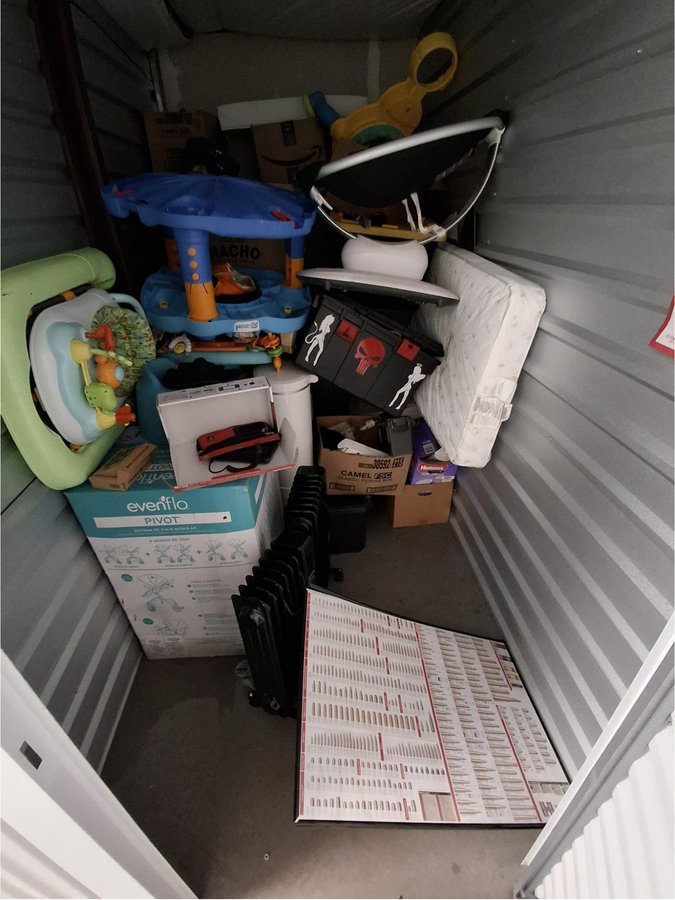 10 x 15 storage unit in Denver, CO