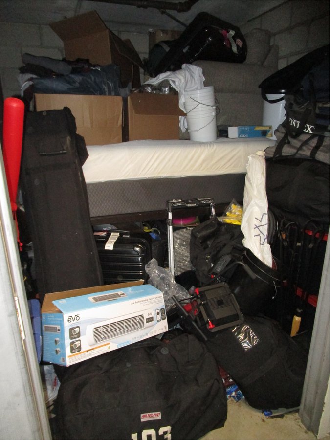 10 x 10 storage unit in San Diego, CA