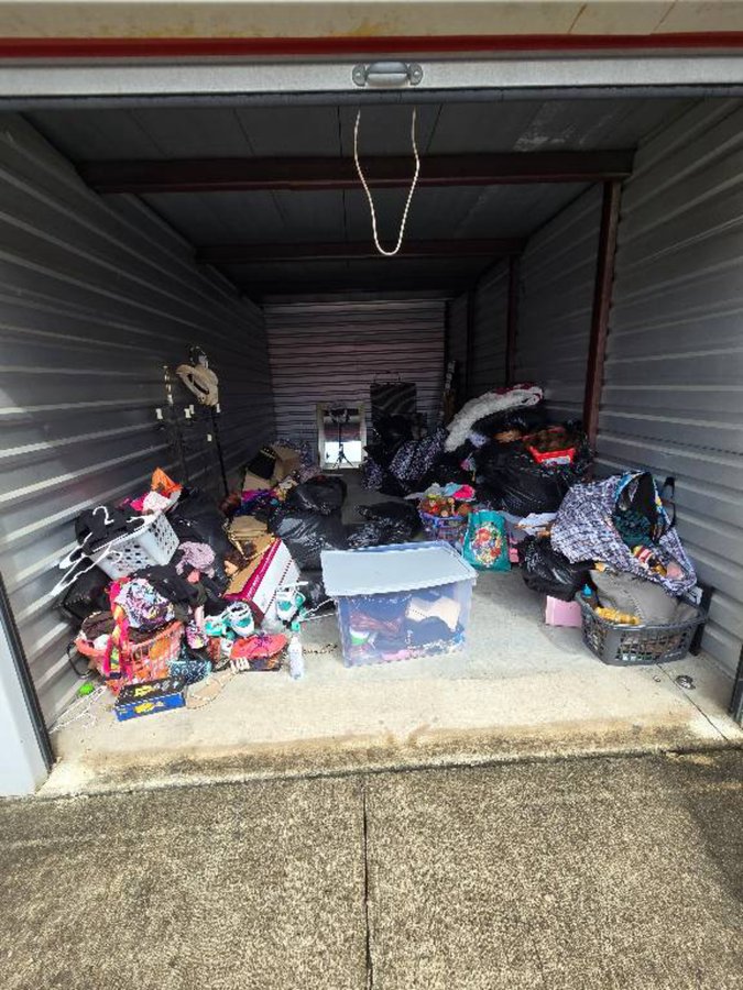 10 x 20 storage unit in Houston, TX