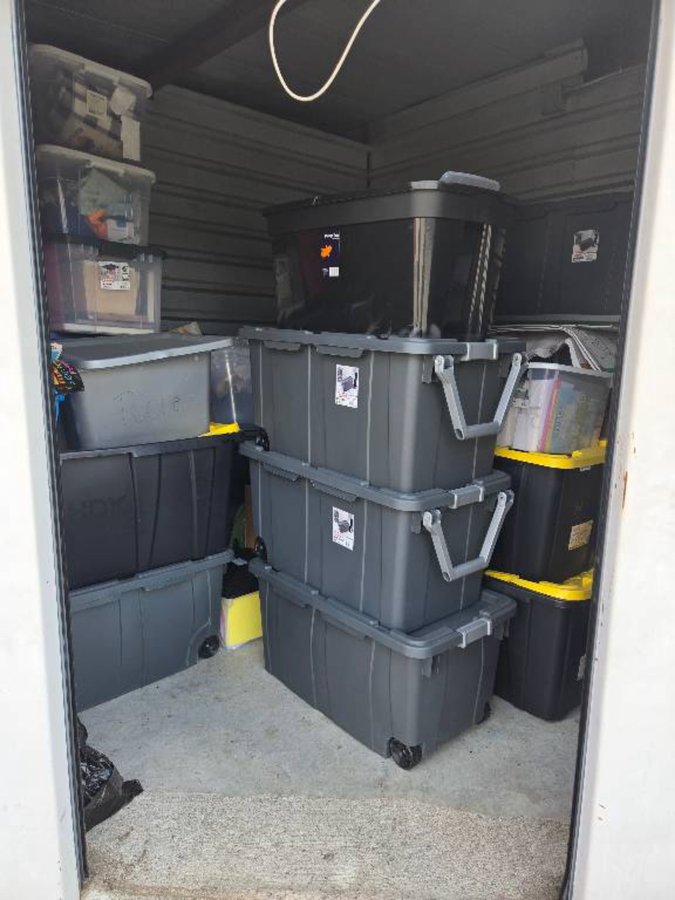 8 x 10 storage unit in Houston, TX