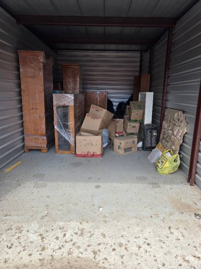 10 x 20 storage unit in Houston, TX