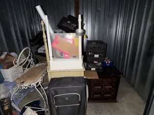 10 x 10 unit in Los Angeles
