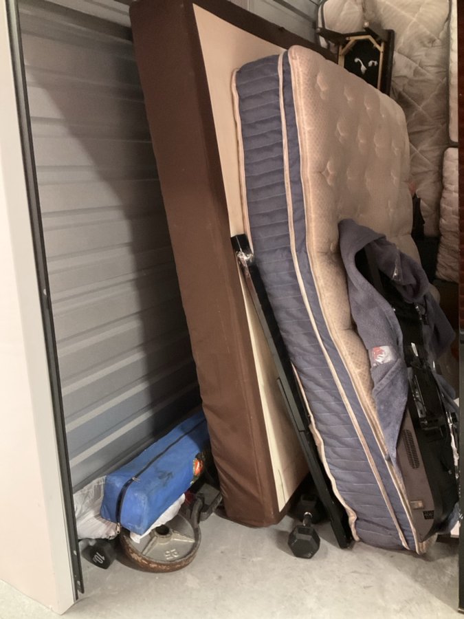 10 x 10 storage unit in Las Vegas, NV