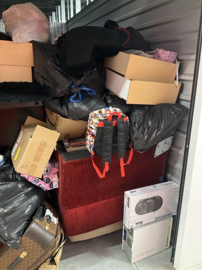 10 x 15 storage unit in Las Vegas, NV