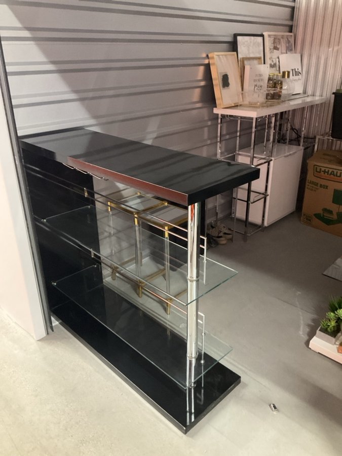 10 x 10 storage unit in Las Vegas, NV