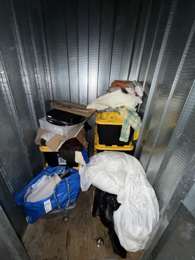 5 x 5 storage unit in Los Angeles, CA