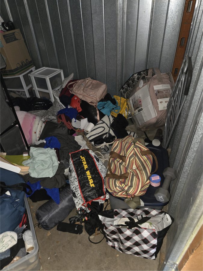 10 x 10 storage unit in Glendale, AZ