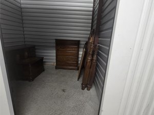10 x 10 storage unit in Cedar Hill, TX