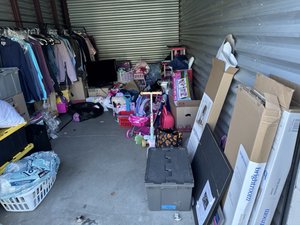 10 x 19 storage unit in Irvine, CA