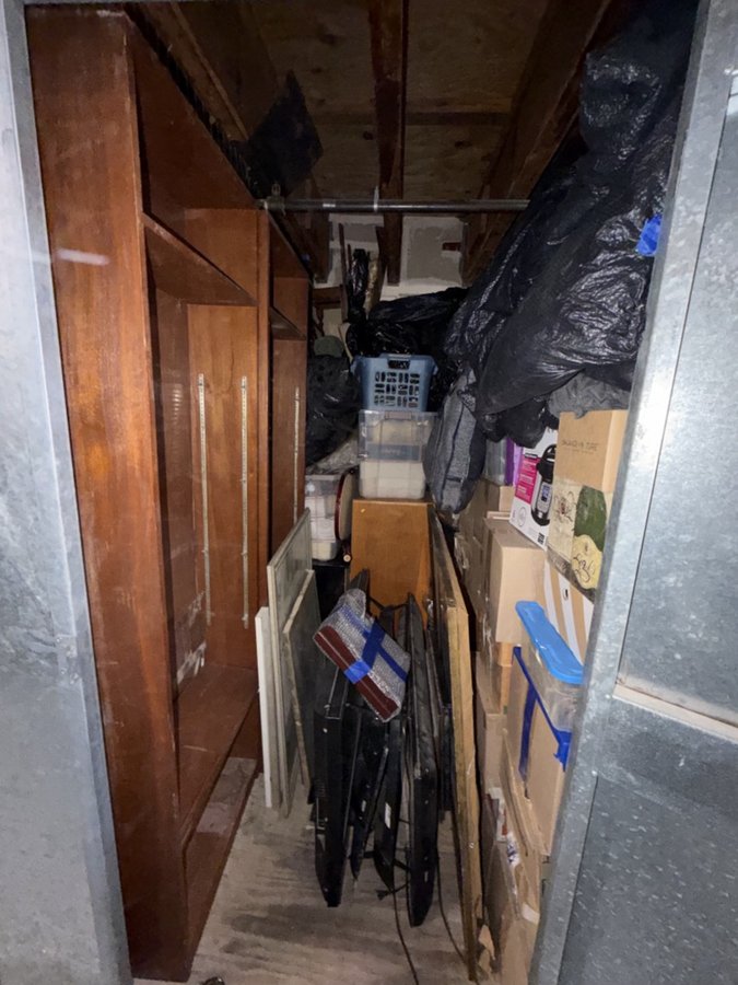 5 x 9 storage unit in Los Angeles, CA