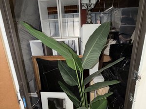 5 x 9 storage unit in Los Angeles, CA