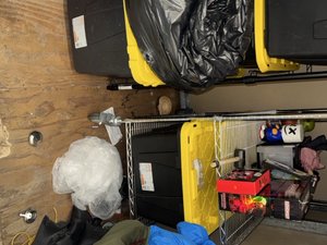 5 x 5 storage unit in Costa Mesa, CA