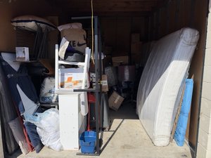 10 x 15 storage unit in Costa Mesa, CA