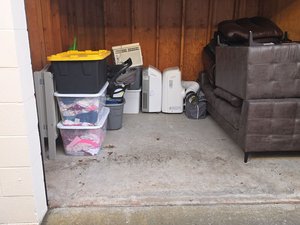 10 x 10 storage unit in Hillsboro, OR