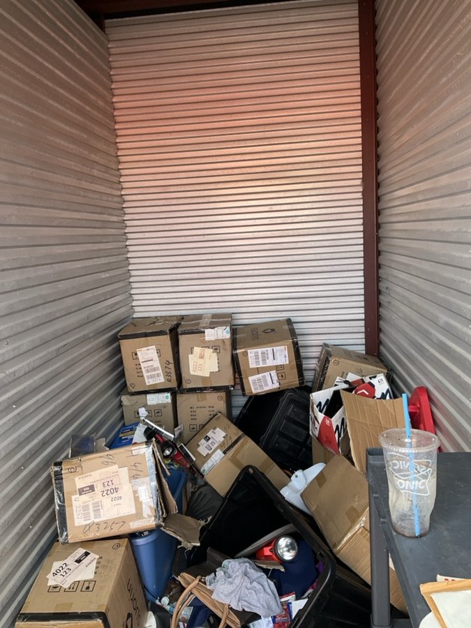 5 x 10 storage unit in Lancaster, NY