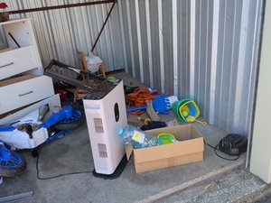 10 x 10 storage unit in Londonderry, NH