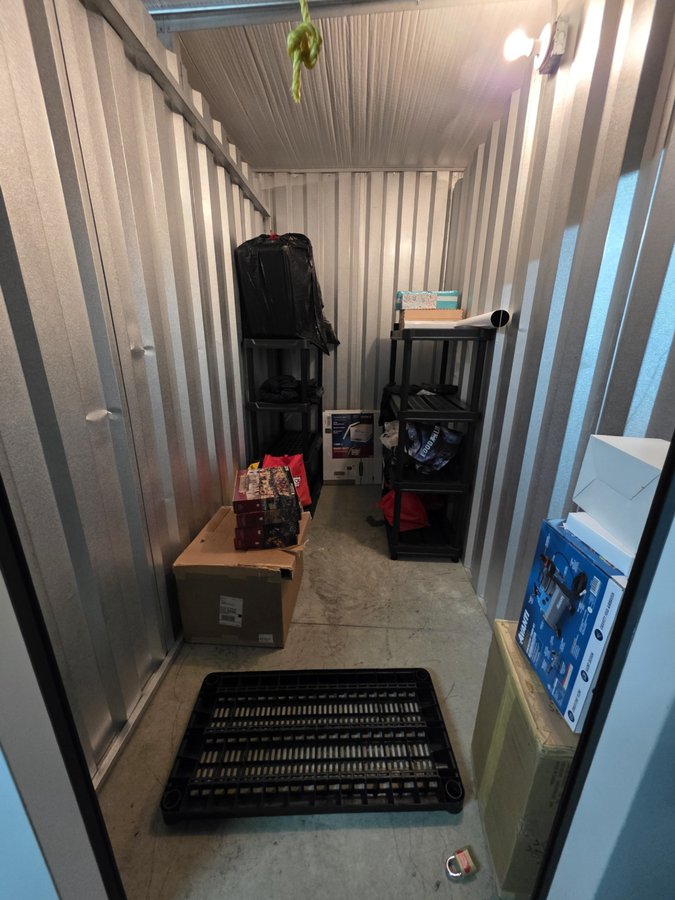 5 x 10 storage unit in Pineville, NC