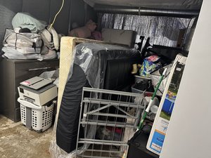 10 x 10 storage unit in Middleburg Heights  , OH