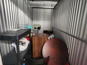 5 x 10 storage unit in Poinciana, FL