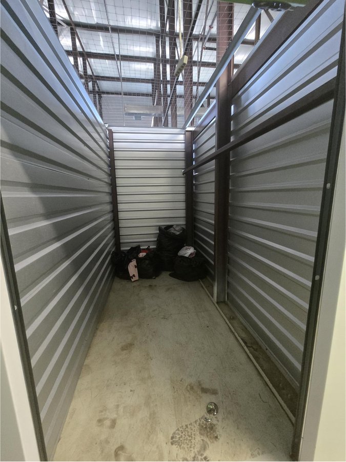 5 x 10 storage unit in Philadelphia, PA