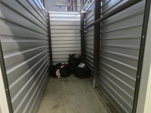5 x 10 storage unit in Philadelphia, PA