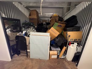 10 x 15 storage unit in Washington, DC