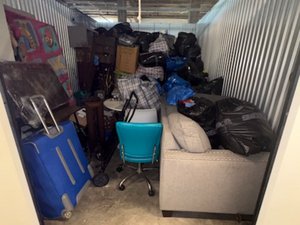 10 x 15 storage unit in Washington, DC
