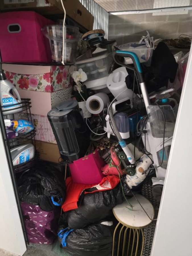 7 x 10 storage unit in Tampa, FL