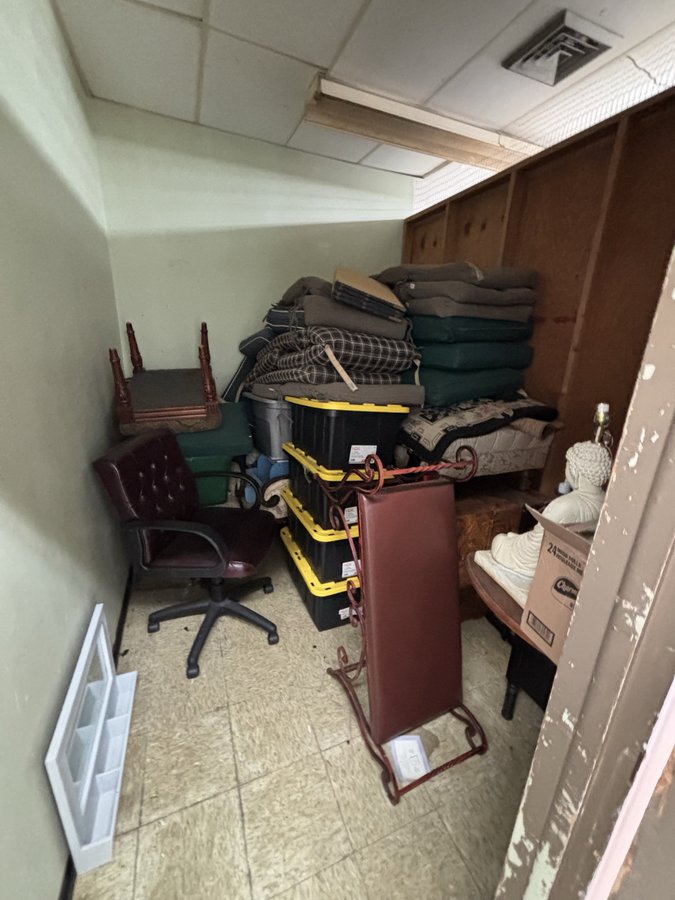 8 x 8 storage unit in Largo, FL