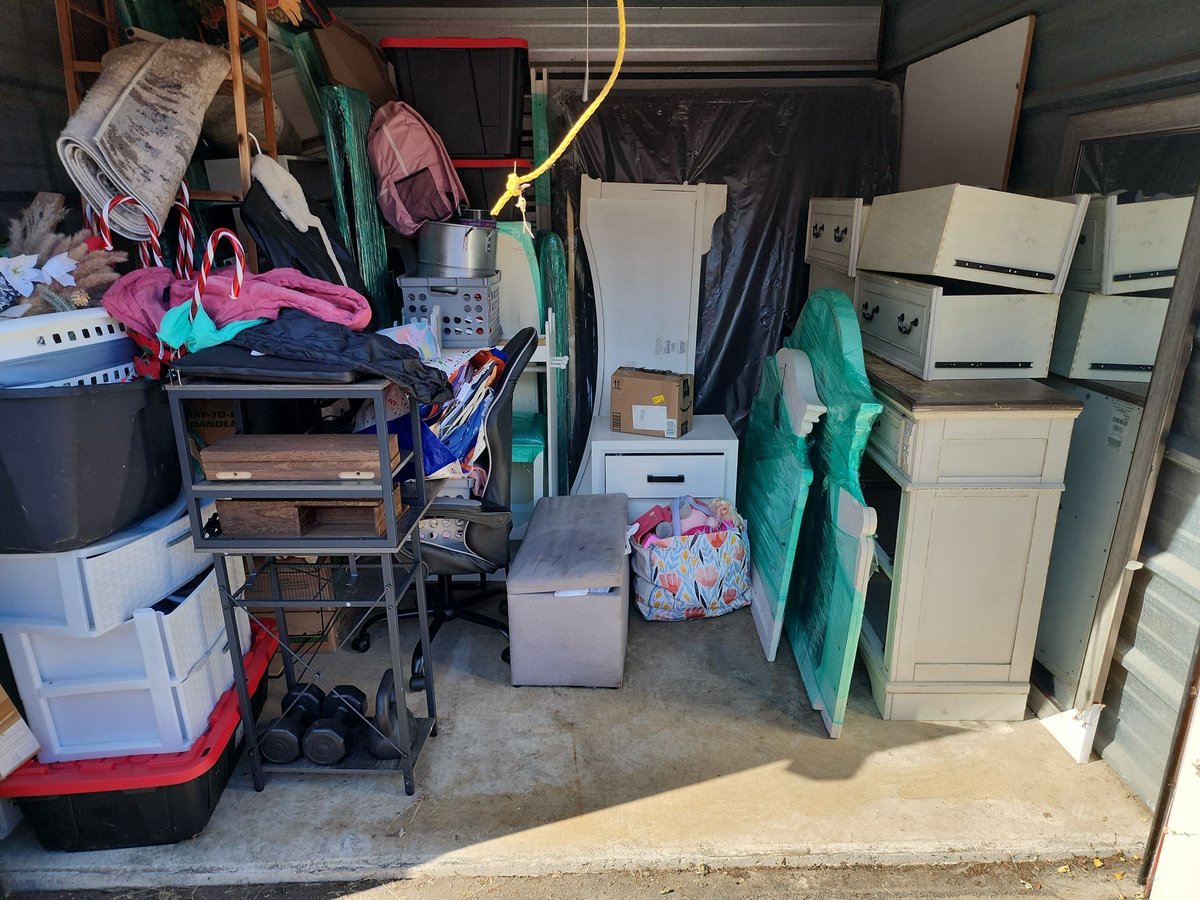10 x 10 storage unit in Chicopee, MA