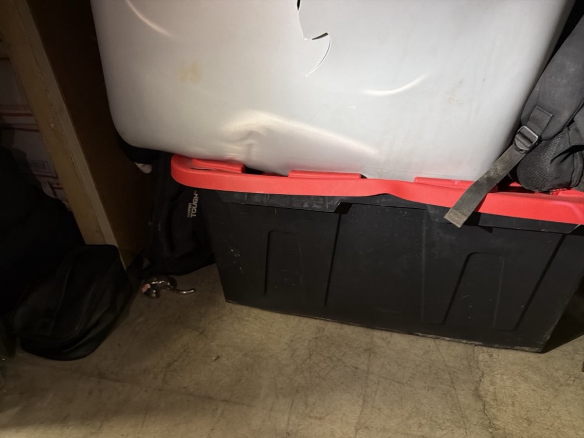 10 x 15 storage unit in Oak Park, MI