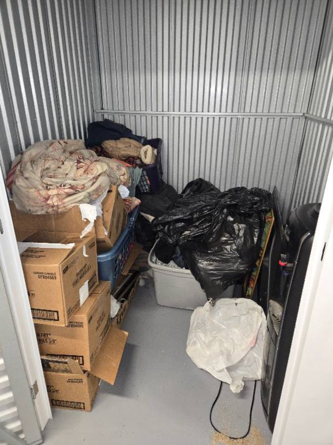 5 x 5 storage unit in Newport, KY