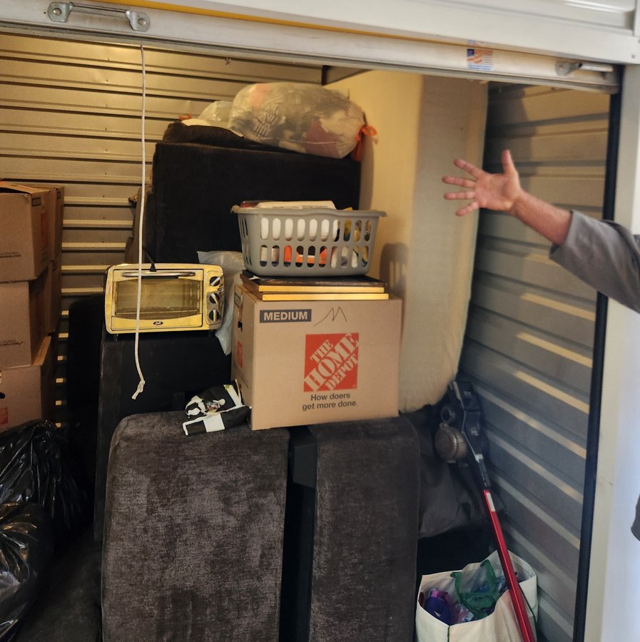 10 x 10 storage unit in Westlake, OH