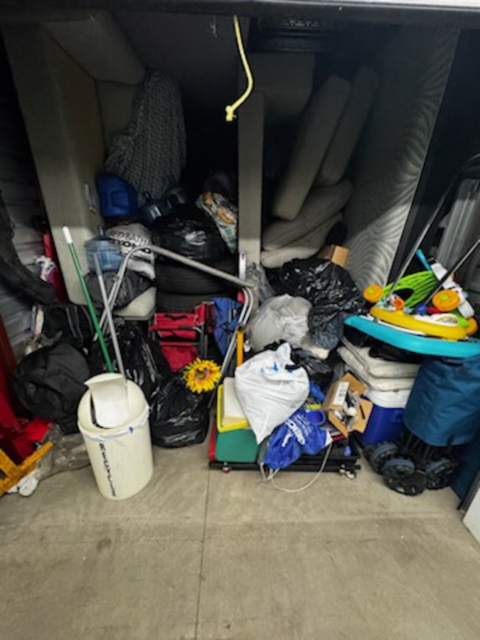 10 x 10 storage unit in Hasbrouck Heights, NJ