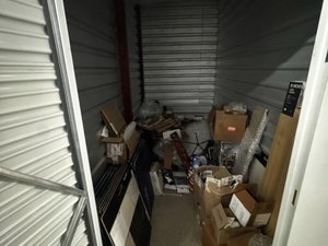 5 x 10 storage unit in Hasbrouck Heights, NJ