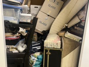 7 x 10 storage unit in Huntington Beach, CA