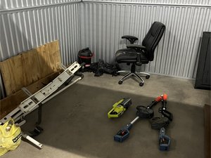 10 x 10 storage unit in Matthews, NC